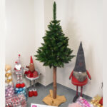 Brad artificial Christmas Deluxe by Sersimo, cu suport pe trunchi de lemn, Himalaya, 190cm