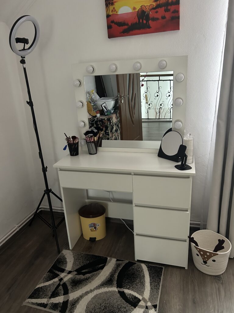 Image #1 from Larisa Pop