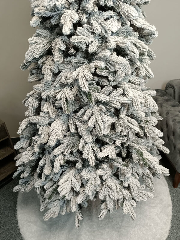 Brad artificial Christmas Deluxe by Sersimo, Kovalivska nins, 3D, 250cm - imagine 11