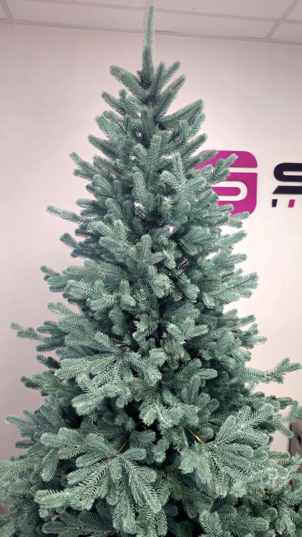 Brad artificial Christmas Deluxe by Sersimo, Viena Select argintiu, integral 3D, 210cm - imagine 7