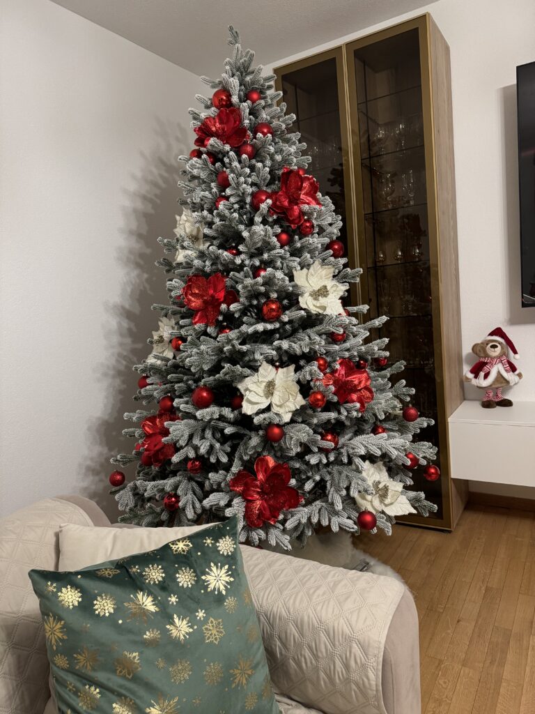 Image #1 from Daiana