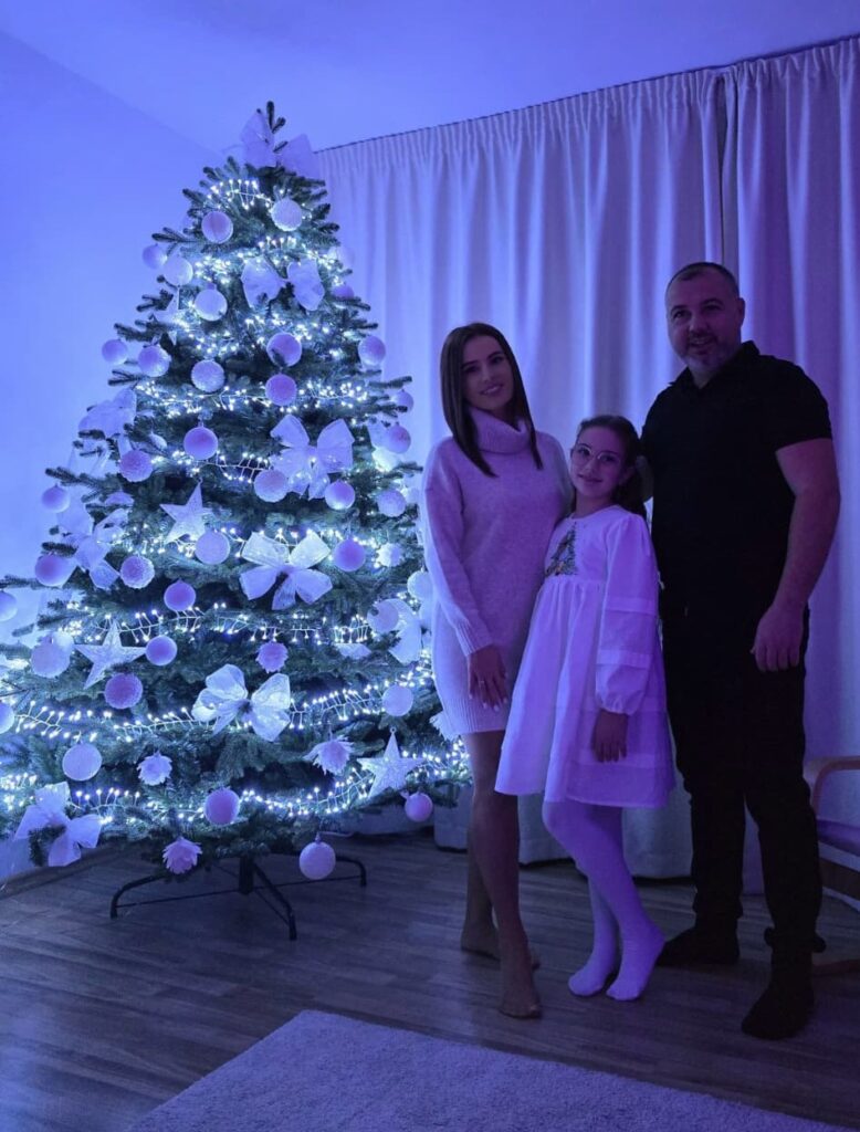 Image #2 from Raluca Lupascu