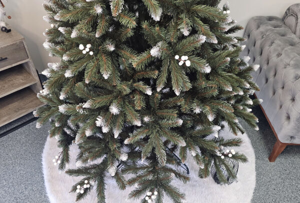 Brad artificial Christmas Deluxe by Sersimo, WhiteBerry, 2D, 220cm - imagine 5