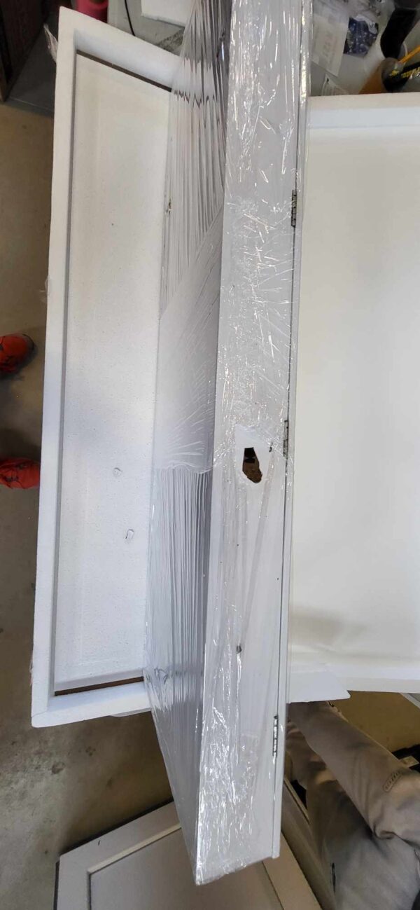 RESIGILAT: SONGMICS Dulap de bijuterii cu oglinda, montare pe perete, incuietoare, 37x10x120cm, alb - imagine 3