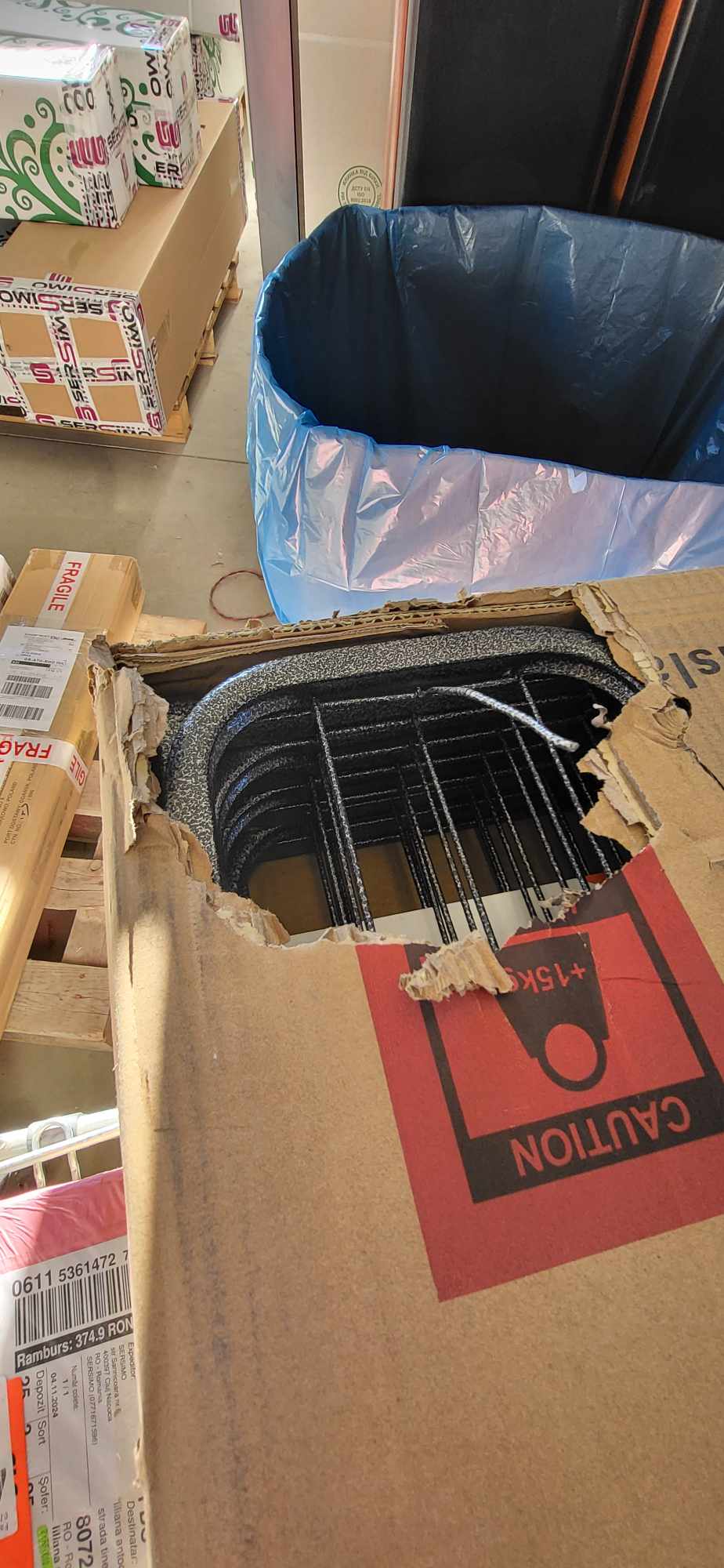 RESIGILAT: FEANDREA Tarc din panouri de fier pentru caini de talie medie, cu usa de acces, 160x160x60cm, gri - imagine 4