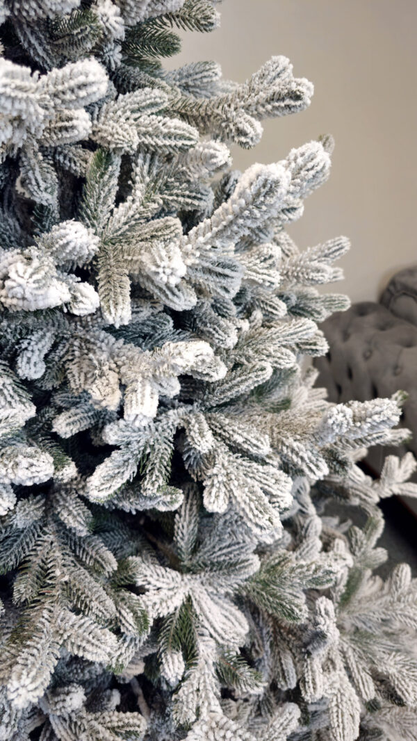 Brad artificial Christmas Deluxe by Sersimo, Viena Select nins, integral 3D, 210cm - imagine 5