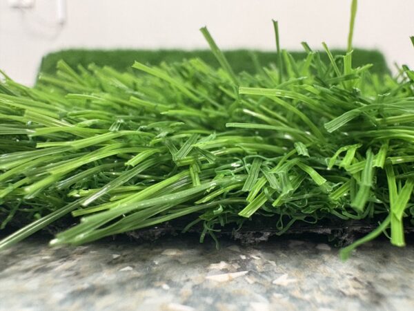Covor Iarba Artificiala, Tip Gazon, Verde, 30 mm, 5 mp, 100×500 cm - imagine 9