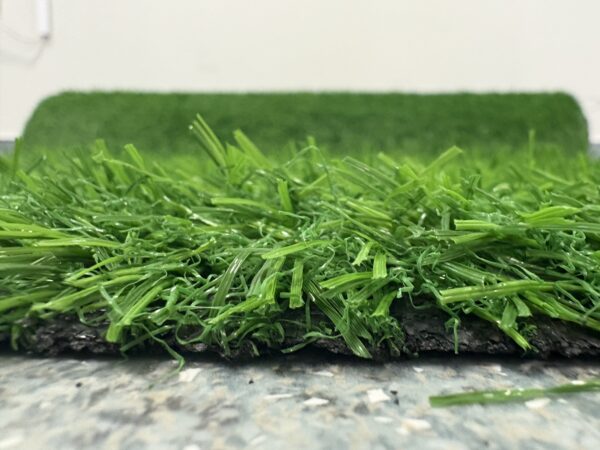 Covor Iarba Artificiala, Tip Gazon, Verde, 20 mm, 5 mp, 100×500 cm - imagine 8