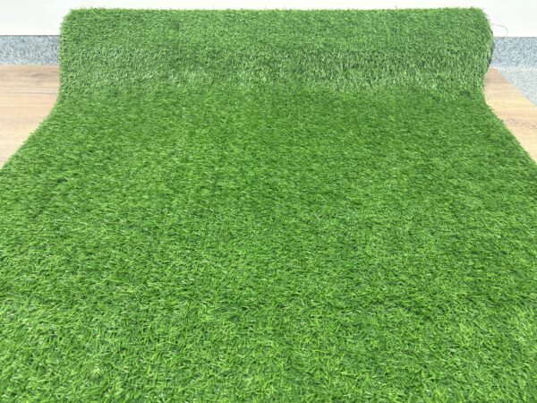 Covor Iarba Artificiala, Tip Gazon, Verde, 20 mm, 5 mp, 100×500 cm - imagine 12