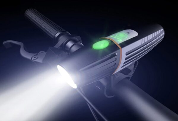 Lampa LED pentru bicicleta, reincarcabila USB, rezistenta la apa, 2200 mAh, autonomie pana la 15 ore - imagine 2