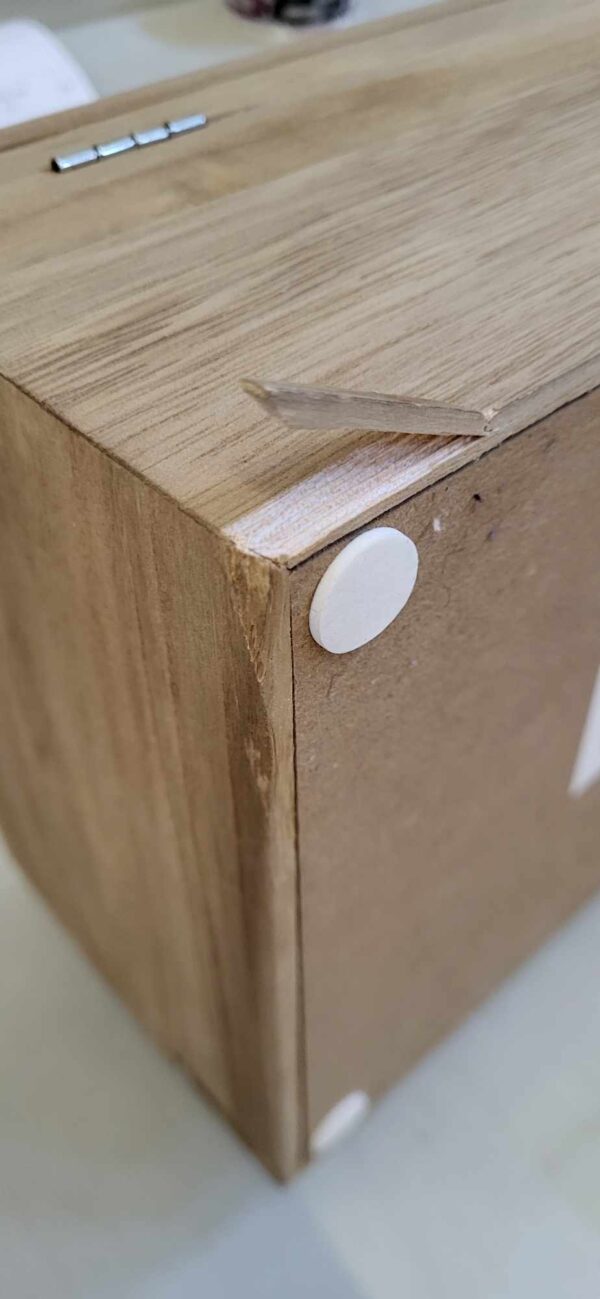 RESIGILAT: SONGMICS Cutie de ceasuri din lemn masiv, 8 compartimente si sertar bijuterii, 19x27x13cm, nuc rustic - imagine 2