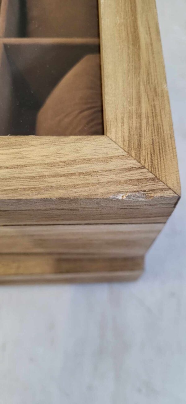 RESIGILAT: SONGMICS Cutie de ceasuri din lemn masiv, 8 compartimente si sertar bijuterii, 19x27x13cm, nuc rustic - imagine 5