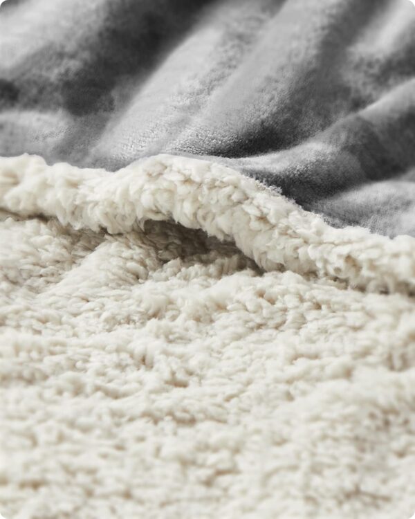 FEANDREA Patura impermeabila caini XL, reversibila cu fleece Sherpa si flanel, lavabila, 152x127 cm, gri - imagine 4