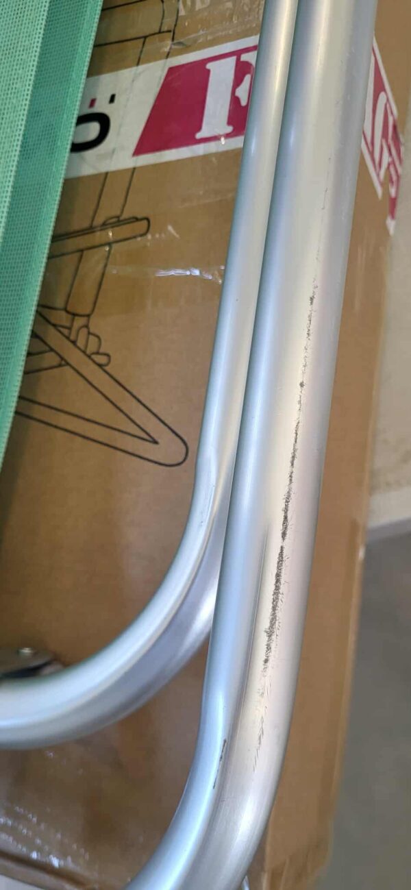 RESIGILAT: SONGMICS Scaun de plaja portabil cu spatar rabatabil in 4 pozitii, cu cotiere, maxim 150kg, verde - imagine 2