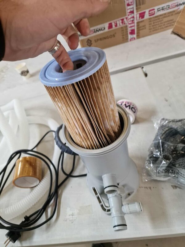 RESIGILAT: Pompa filtrare apa Intex 28604, 220-240 V, 32 mm, 2.006 lh debit apa, filtru tip A - imagine 2