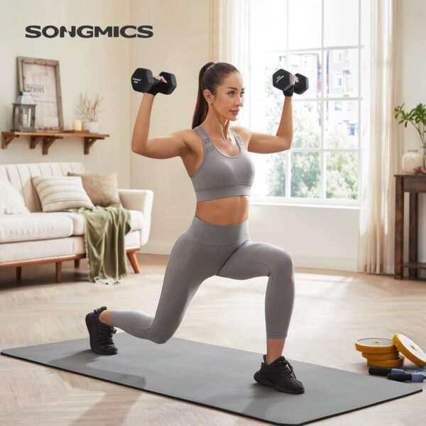 SONGMICS Set gantere hexagonale 2x5 kg, fonta cu invelis neopren, maner ergonomic antialunecare, negru - imagine 2