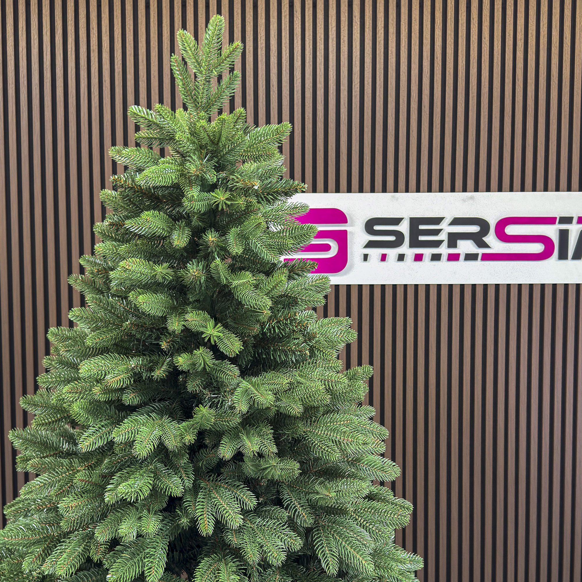 Brad artificial Christmas Deluxe by Sersimo, Belgia, 2D+3D, 250cm - imagine 8