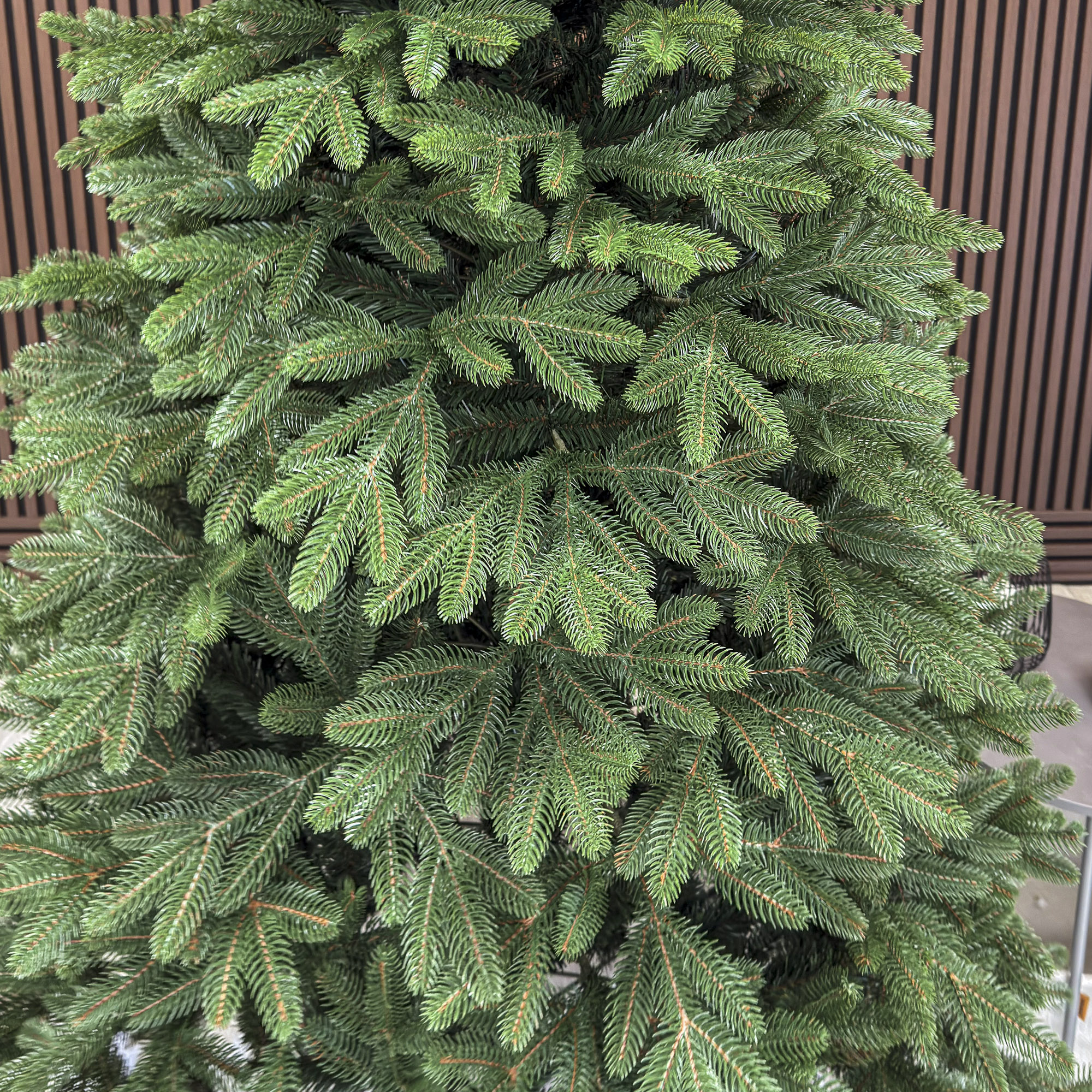 Brad artificial Christmas Deluxe by Sersimo, Belgia, 2D+3D, 250cm - imagine 6