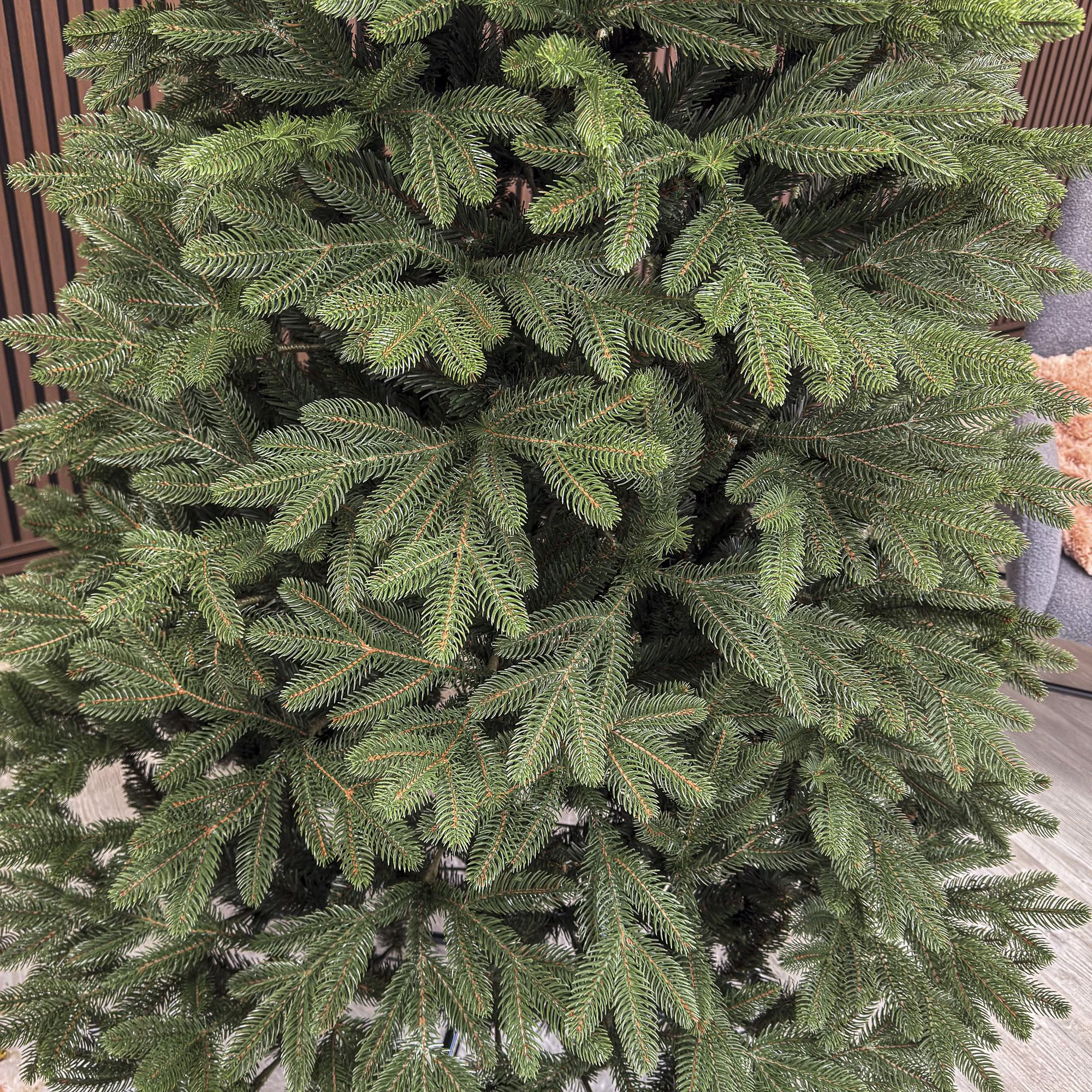 Brad artificial Christmas Deluxe by Sersimo, Belgia, 2D+3D, 250cm - imagine 10