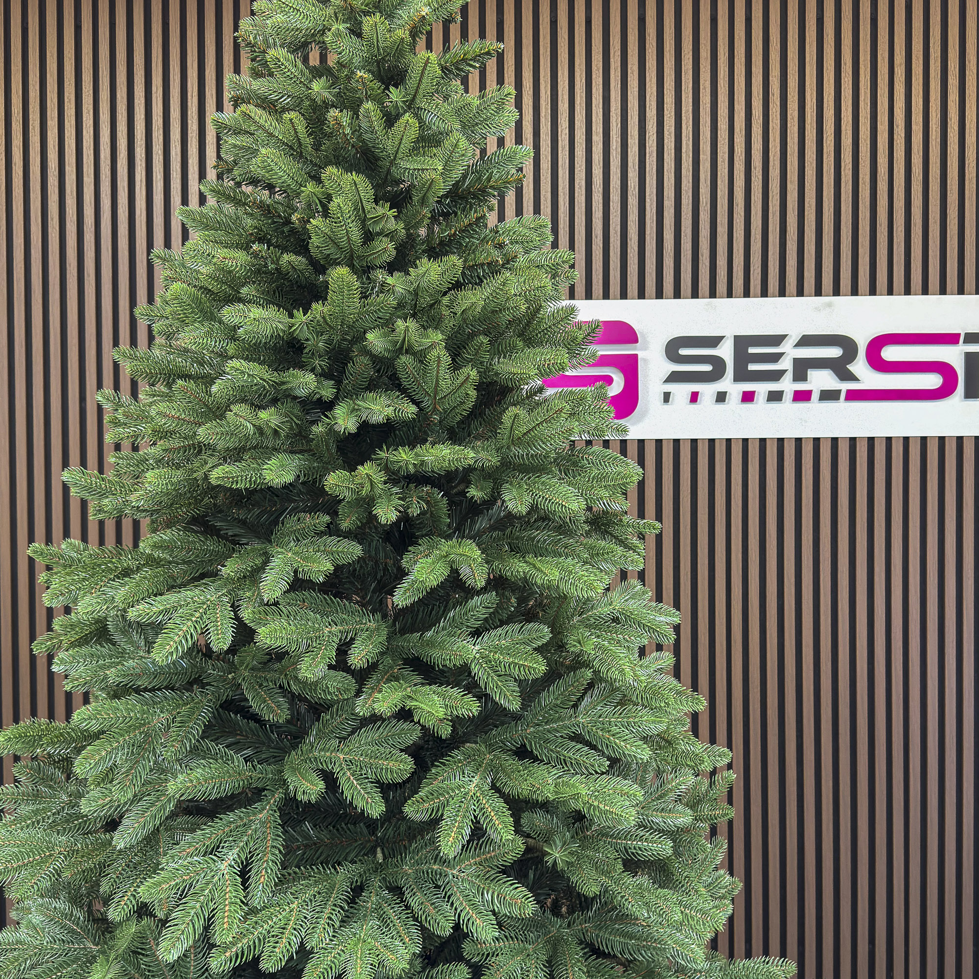 Brad artificial Christmas Deluxe by Sersimo, Belgia, 2D+3D, 250cm - imagine 11