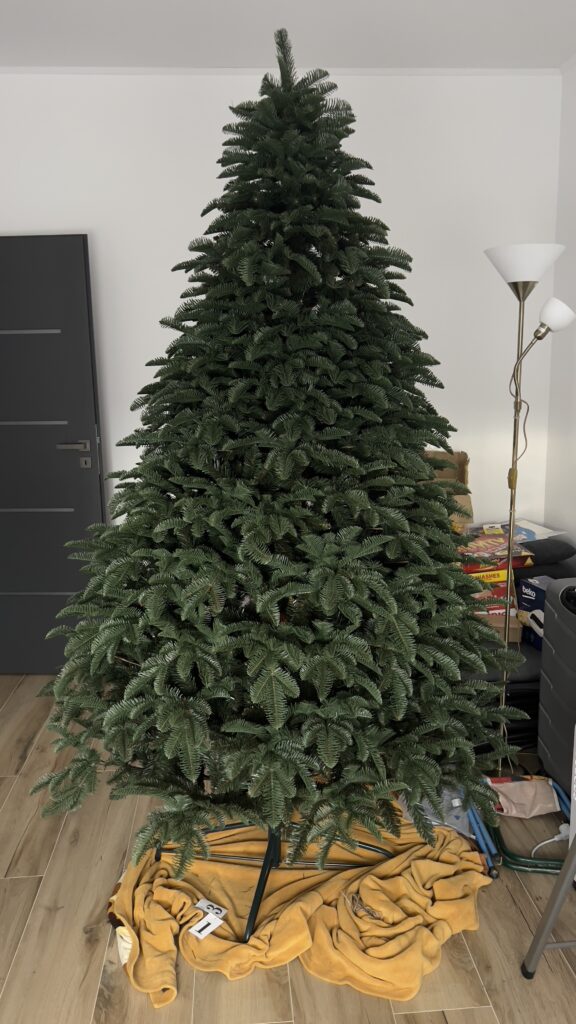 Image #2 from Heni Erdei