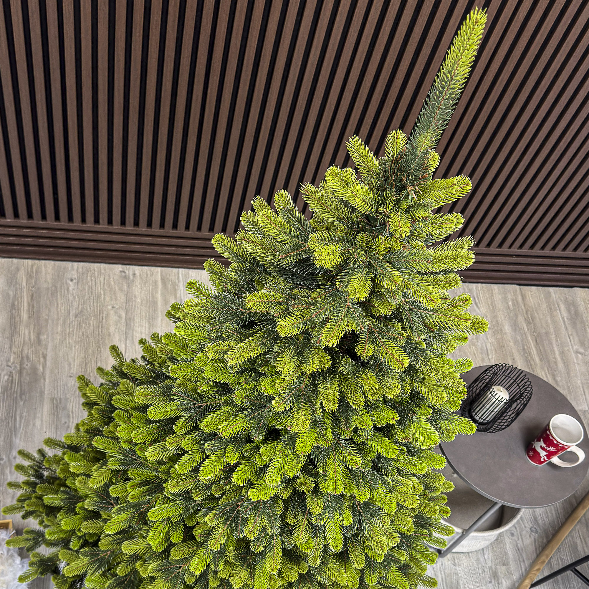 Brad artificial Christmas Deluxe by Sersimo, Polar Spring Select, integral 3D, 180 cm - imagine 14