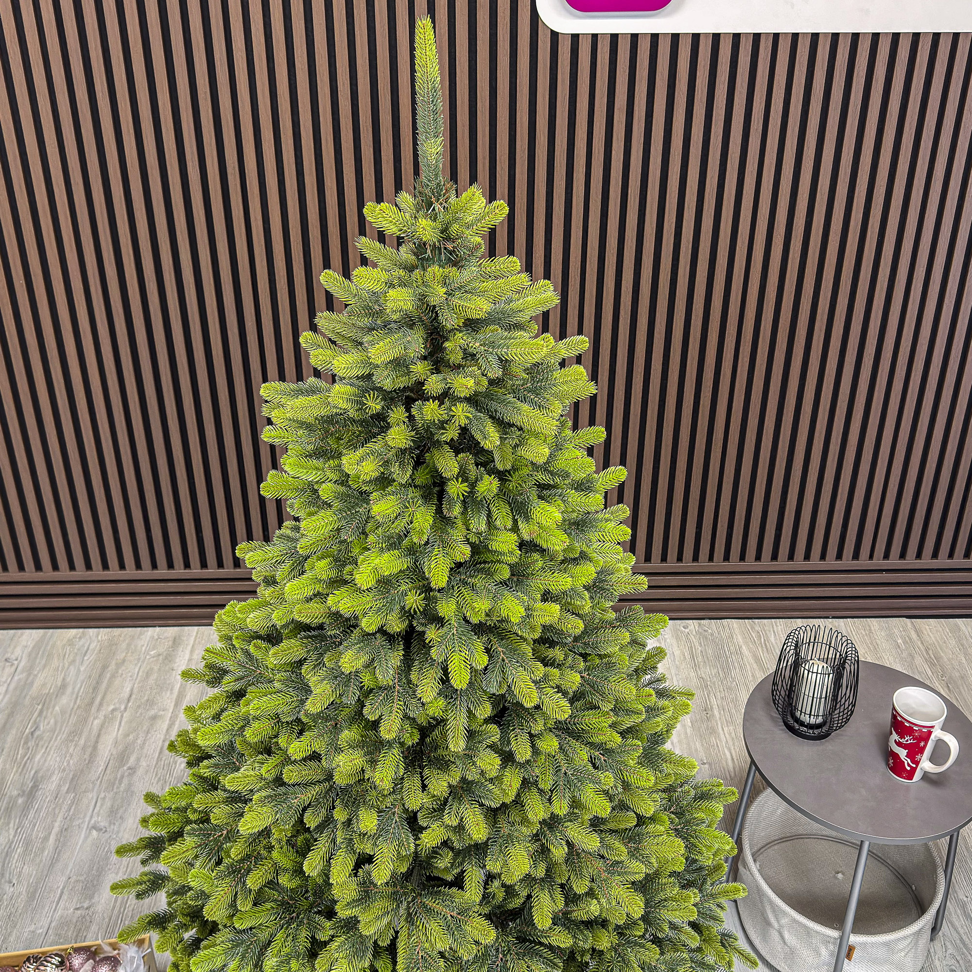 Brad artificial Christmas Deluxe by Sersimo, Polar Spring Select, integral 3D, 180 cm - imagine 5