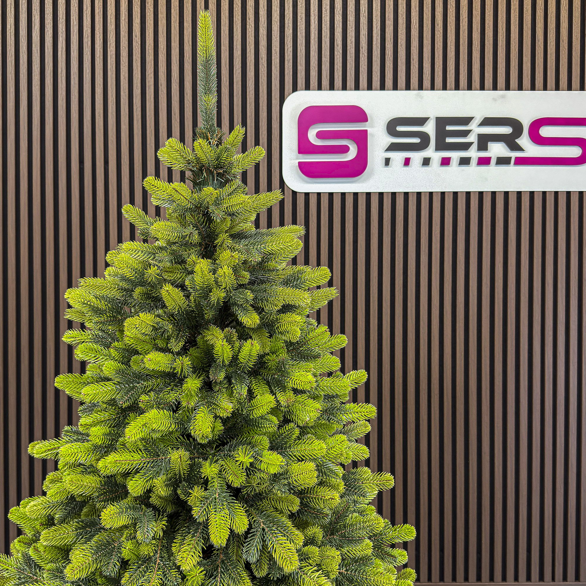 Brad artificial Christmas Deluxe by Sersimo, Polar Spring Select, integral 3D, 180 cm - imagine 19