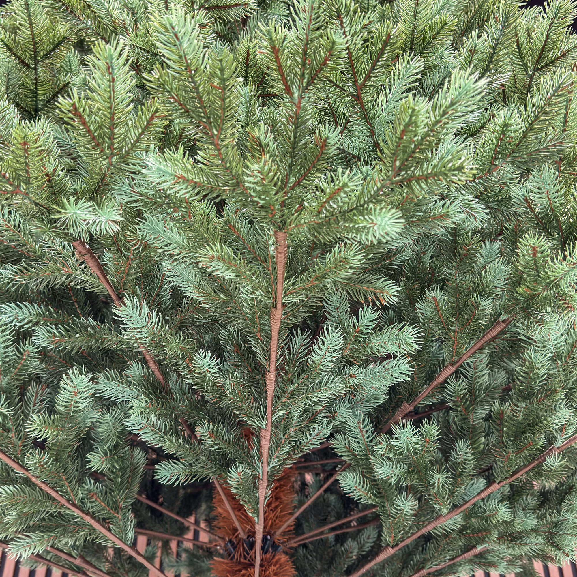 Brad artificial Sersimo, Hollandia, verde cu varfuri argintii, integral 3D, 250 cm - imagine 13