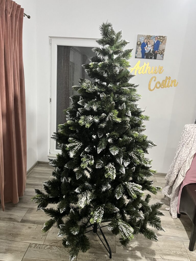 Image #1 from Roxana Rada