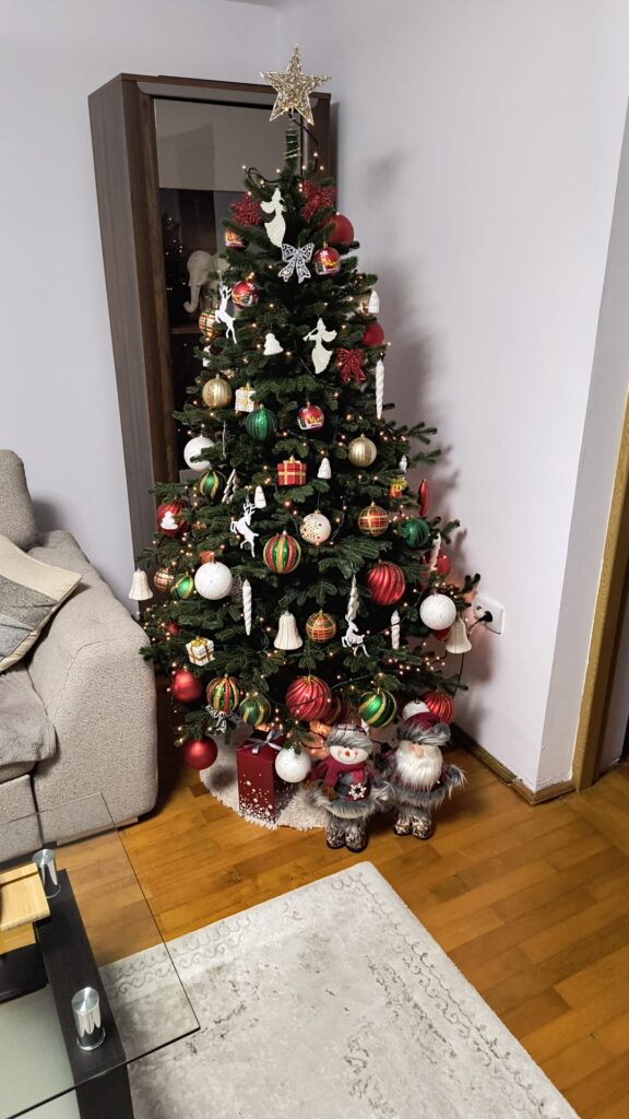 Image #2 from Marinela