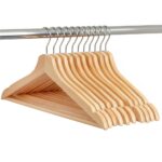 Set de 10 umerase din lemn cu carlig cromat rotativ, forma ergonomica, 43x21 cm, maro natur