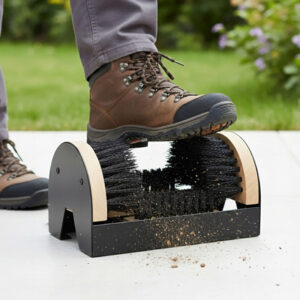 Curatator incaltaminte cu perii pentru exterior, cadru metalic si baza din lemn, 23x15x11 cm