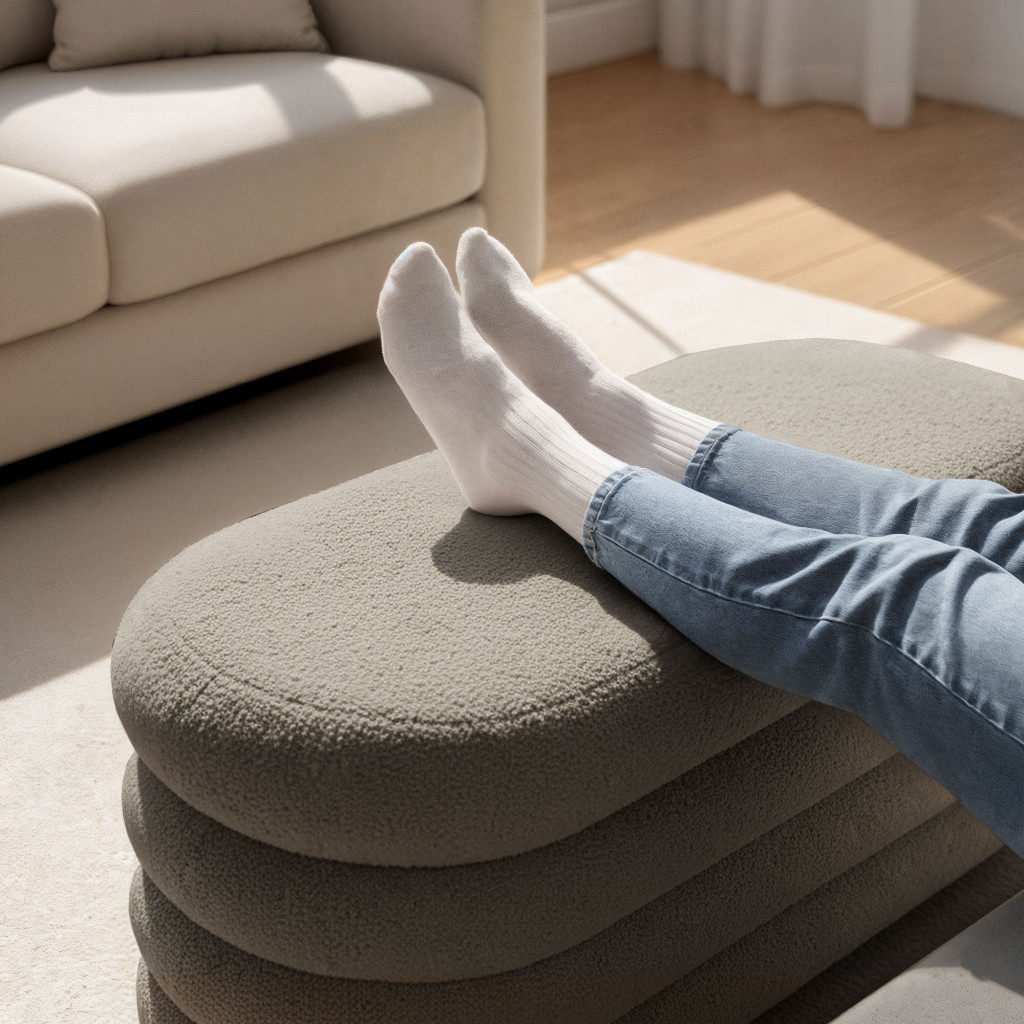 Taburet tapitat Puffo cu spatiu de depozitare, velur, 100x42x42 cm, maro mocha - imagine 3