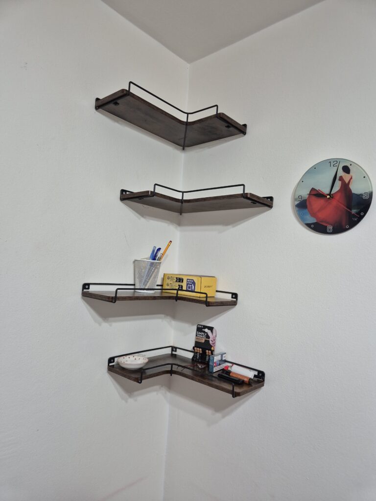 Image #1 from FEHER Leontina