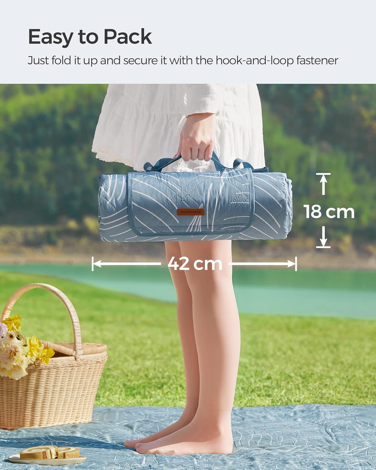 SONGMICS Patura picnic impermeabila 200x200 cm, cu ancore de fixare, pliabila, lavabila, multistrat, albastru cu model frunze - imagine 2