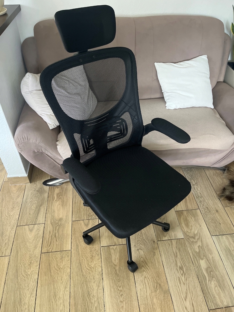 Scaun birou ergonomic, reglabil, cu suport lombar si tetiera, plasa mesh, maxim 120 kg, 50x50x126 cm, negru - imagine 4