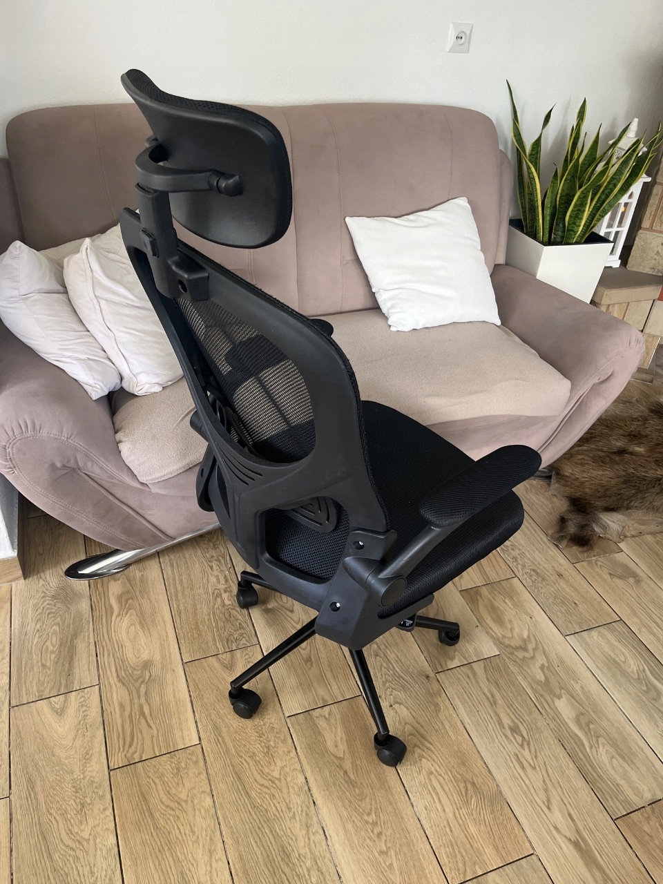 Scaun birou ergonomic, reglabil, cu suport lombar si tetiera, plasa mesh, maxim 120 kg, 50x50x126 cm, negru - imagine 3