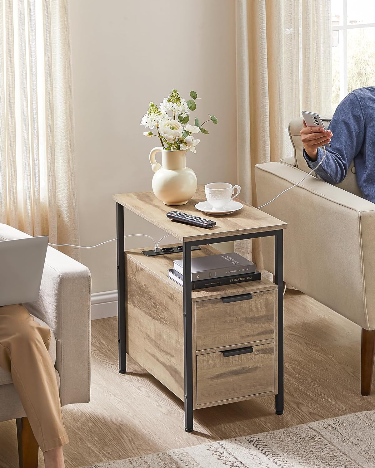 VASAGLE Noptiera 60x35x61 cm, cu 2 sertare, rafturi si priza incorporata, PAL si otel, maro - imagine 7