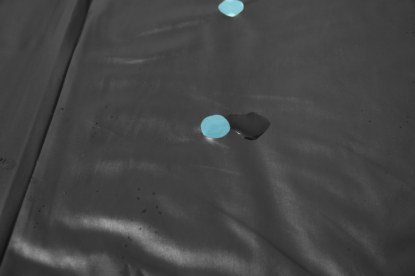 Prelata Bestway 58039 pentru piscina cu diametrul 549 cm, cu orificii de drenaj si snur de fixare, negru - imagine 3
