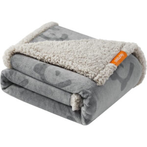 FEANDREA Patura impermeabila pentru caini si pisici L, sherpa si flannel reversibila, lavabila, 127x101 cm, gri