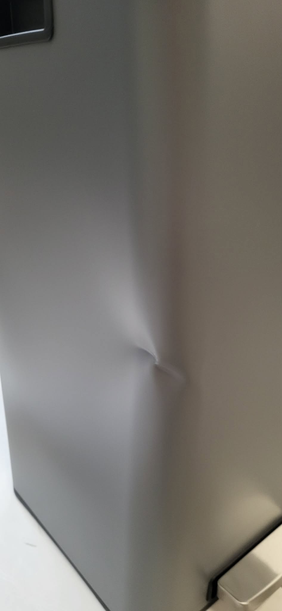 RESIGILAT: SONGMICS Cos de gunoi dublu colectare selectiva, 2x30L, cu pedale si capac soft close, galeata interioara, otel, 62x59x36 cm, gri - imagine 4