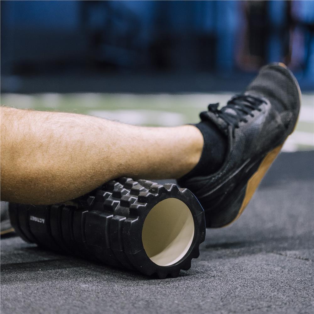 Rola pentru masaj si stretching din spuma EVA, duritate medie 50 Shore A, 33x14 cm, negru - imagine 20