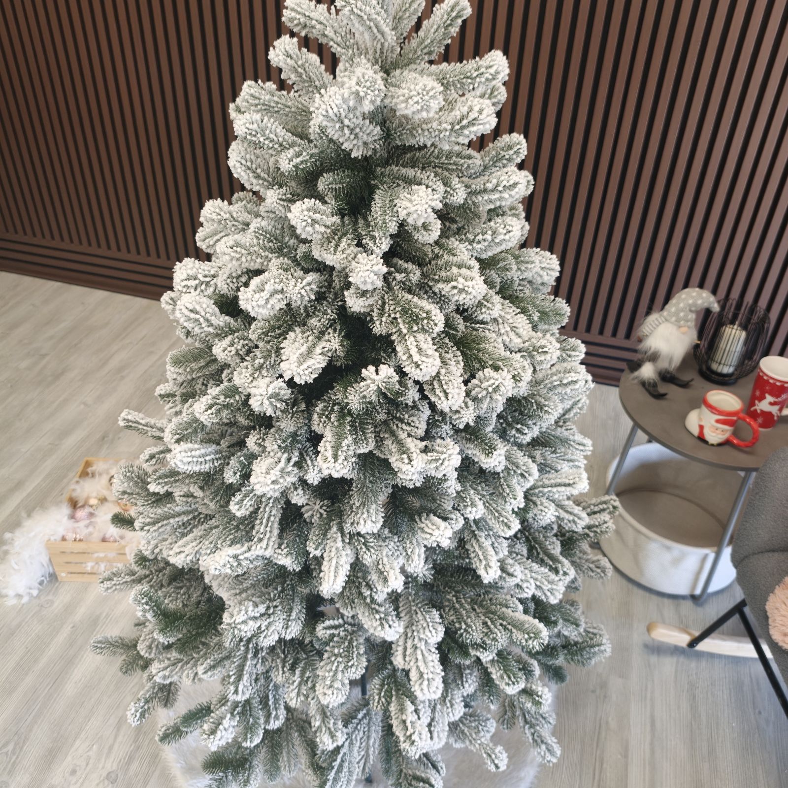 Brad artificial Christmas Deluxe by Sersimo, Kovalivska nins, 3D, 150cm - imagine 15